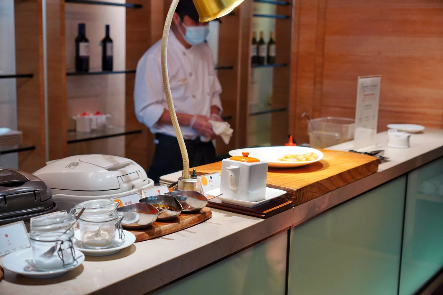 【中正區早餐】和逸飯店台北忠孝館早餐THE Lounge自助早餐，選擇多樣又好吃! @混血珊莎的奇幻旅程