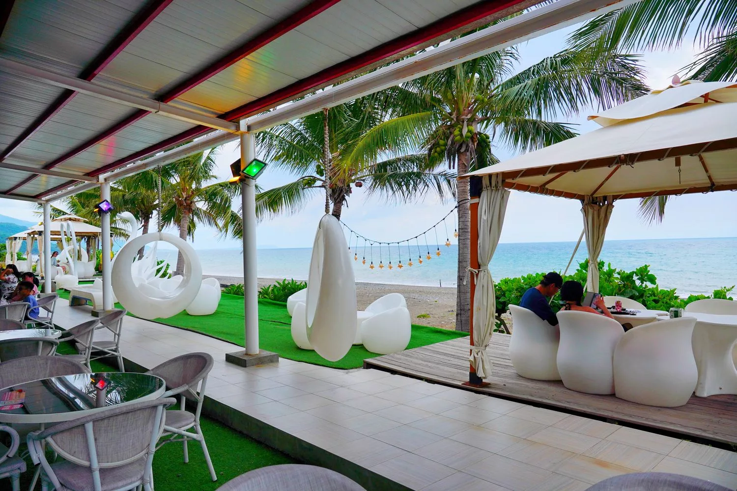 【愛琴海岸】屏東必訪熱帶海景風情咖啡廳(附菜單) @混血珊莎的奇幻旅程